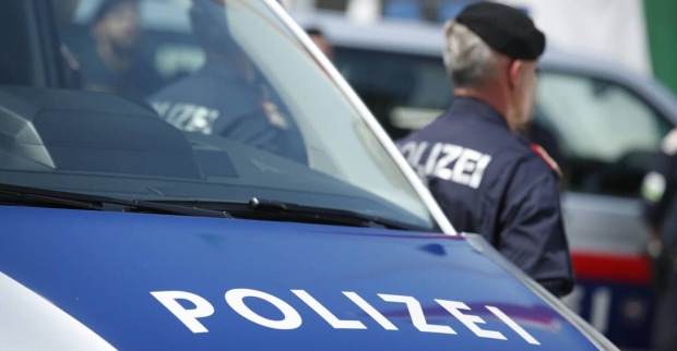 Auf der A2 bei Laßnitzhöhe kam es zu einer Massenkarambolage mit 33 Fahrzeugen und 29 Verletzten.