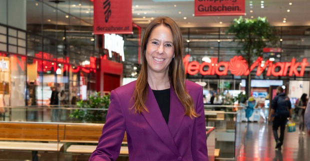 Center Managerin Carina Weringer im Murpark