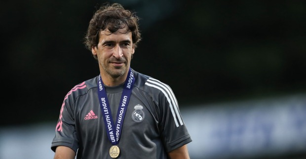 Der 48-Jährige soll selbst ein Bundesliga-Engagement anstreben.