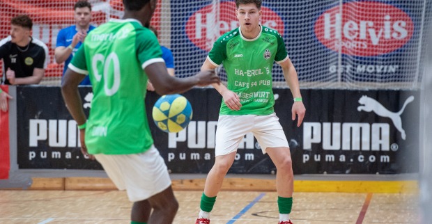 Elias Memic in Aktion für UFC Hallein.