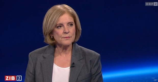 ORF-Chefin Ingrid Thurnher im ZiB2-Studio nach ihrer Bestellung zur interimistischen Generaldirektorin des ORF.