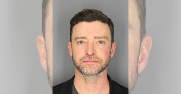 Der berühmte Mugshot von Justin Timberlake nach seiner Verhaftung durch die Polizei