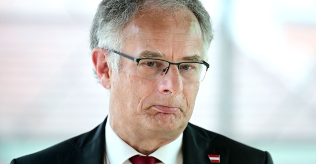 Markus Marterbauer Finanzminister Österreich Doppelbudget 2027 2028 Budget Einsparungen Pensionen Banken Steuern