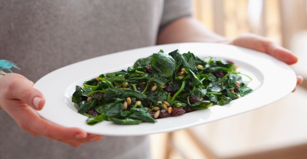 Themenbild für Rezepte zum traditionellen Gründonnerstag in Österreich
