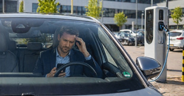 Privatnutzung Elektroauto Sachbezug Firmenwagen Kosten Beispiel Österreich