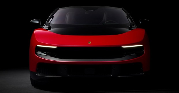 Ferrari Luce Frontansicht rotes Elektroauto Ferrari erstes Elektroauto Design