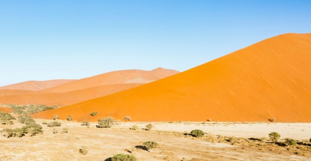 Rote Sanddünen in Sossusvlei Namibia nahe Absturzort Flugzeug Lohmiller Familie
