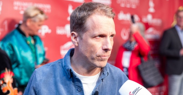 Oliver Pocher spricht bei einem öffentlichen Event über die Schwangerschaft seiner Ex-Frau Amira Aly und den aktuellen Streit zwischen den Ex-Partnern.
