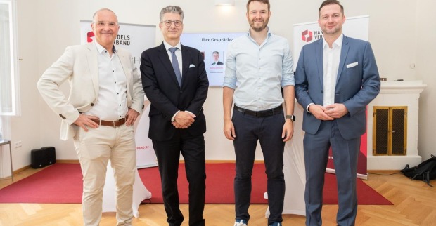 Gruppenbild stehend
