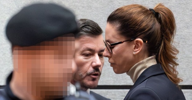 Nathalie Benko vor Gericht im Signa-Insolvenzverfahren nach Urteil über 2 Millionen Euro Rückzahlung