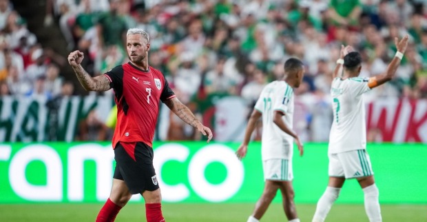 WM 2026: Marko Arnautovic geriet nach dem Schlusspfiff mit Algeriens Teamchef aneinander.
