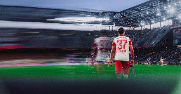 Tim Trummer im Trikot des FC Red Bull Salzburg