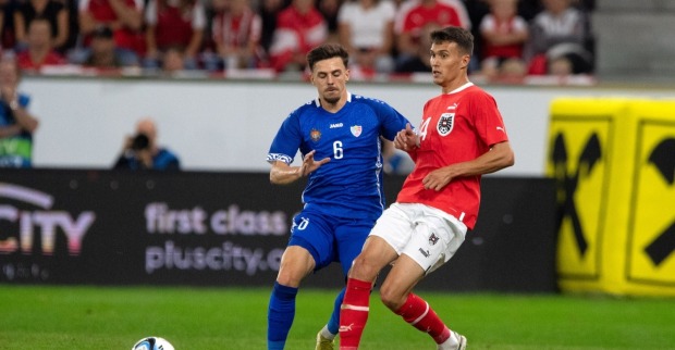 Dejan Ljubicic im Testspiel gegen Moldau im Einsatz.