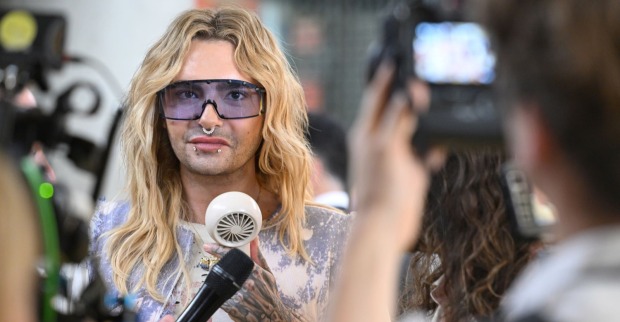 Bill Kaulitz spricht über die neue Staffel von „Kaulitz &amp; Kaulitz“, in der er gemeinsam mit Bruder Tom Kaulitz eine Therapie macht.