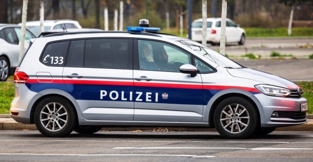 Motorradunfall Hellmonsödt: Ein 17-jähriger Motorradfahrer verunglückte in Hellmonsödt tödlich.