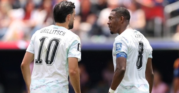 David Alaba geriet beim WM-Aus gegen Spanien mit Florian Grillitsch aneinander.