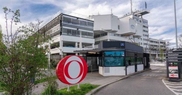 ORF-Zentrum am Küniglberg in Wien – die Zentrale des Österreichischen Rundfunks (ORF), bei dem die schwangere Journalistin Raffaela Schaidreiter tätig ist.