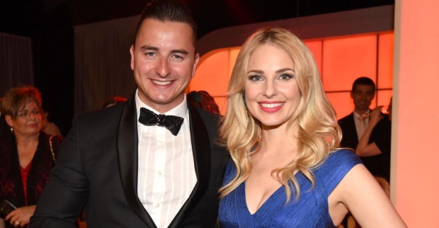 Andreas Gabalier und Silvia Schneider gemeinsam bei einer Veranstaltung/Andreas Gabalier spricht über die Trennung