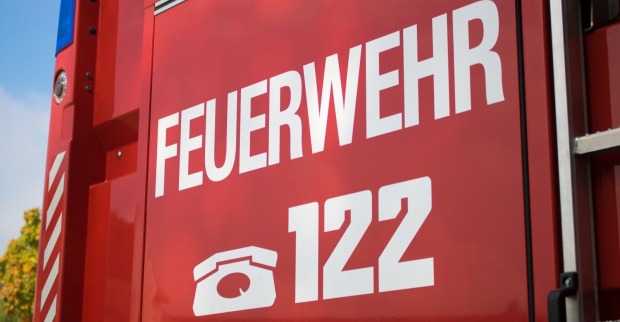 Großbrand St. Koloman: Rund 130 Einsatzkräfte kämpfen mit massiven Problemen bei der Wasserversorgung.