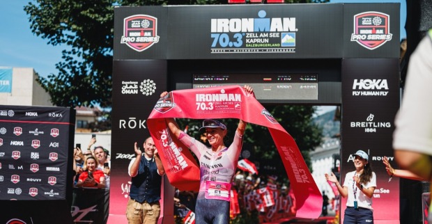 IRONMAN Zell am See: Laura Philipp beim Zieleinlauf.