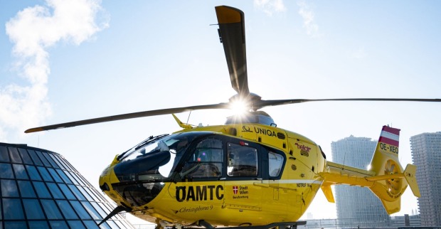 Rettungshubschrauber des ÖAMTC im Dienst der Berufsrettung Wien