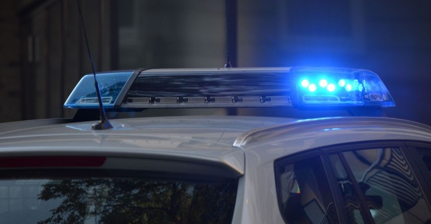 Blaulicht/Nach dem Diamanten-Diebstahl im MAK in Wien fahndet die Polizei nach den flüchtigen Verdächtigen