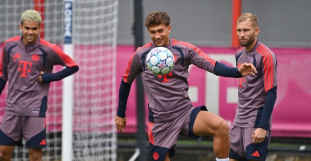 Bayern gegen Bodø/Glimt: Konrad Laimer beim Abschlusstraining mit seinen Kollegen.