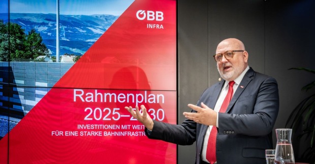 ÖBB-CEO Andreas Matthä während einer Präsentation