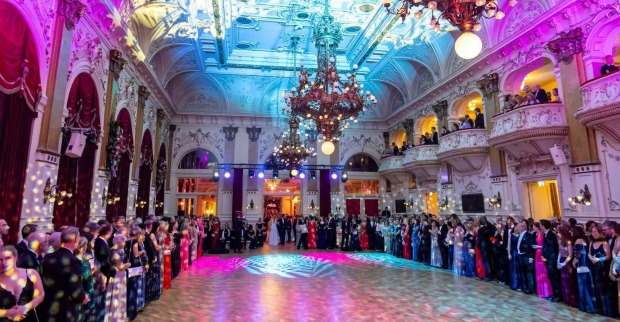 KV-Ball 2026 im Palais Kaufmännischer Verein in Linz: Weekend verlost 3 × 2 Karten für den KV-Ball 2027.