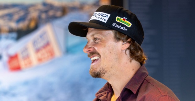 Manuel Feller nach seiner Verletzungspause und vor seinem Comeback auf der Skipiste.