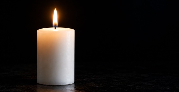 Trauerkerze als Symbolbild für den Tod von Margaret Hamilton