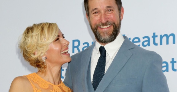 Sara Wells und Noah Wyle am Roten Teppich