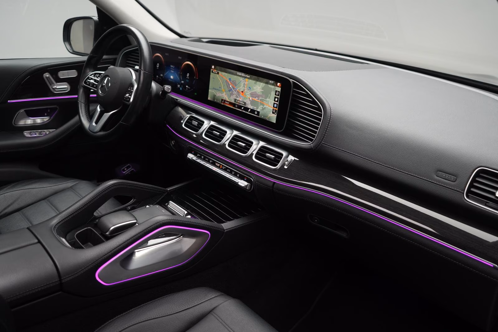 (B-151) Mercedes-Benz(Hybrid) GLE 350 e 4Matic 9G-T AMG Leder/Distronic/HUD/ - Image 10