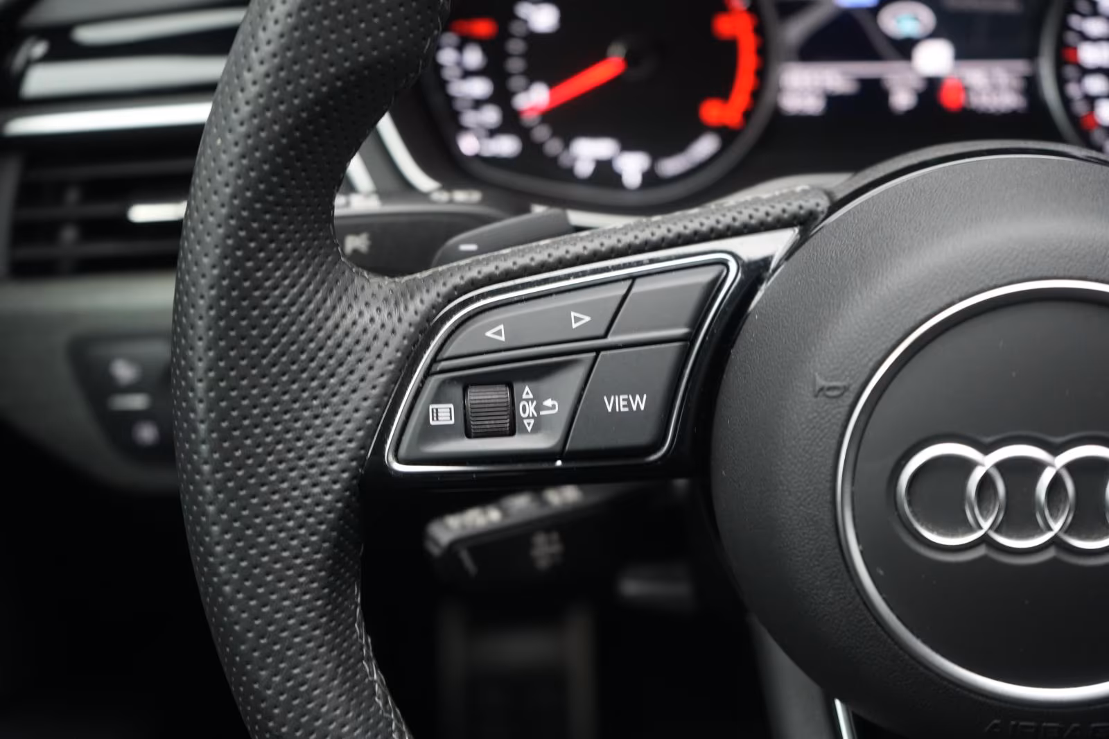 (B-081) Audi A4 40 TDI S tronic S line RS.Sitze/Navi/Temp/ - Image 12