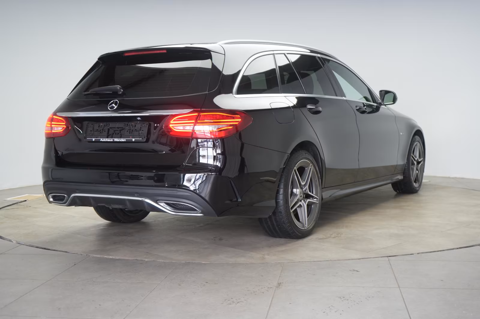 (B-571) Mercedes-Benz(Hybrid) C 300 de T 9G-Tronic AMG Temp/Kamera/Burmes - Image 5