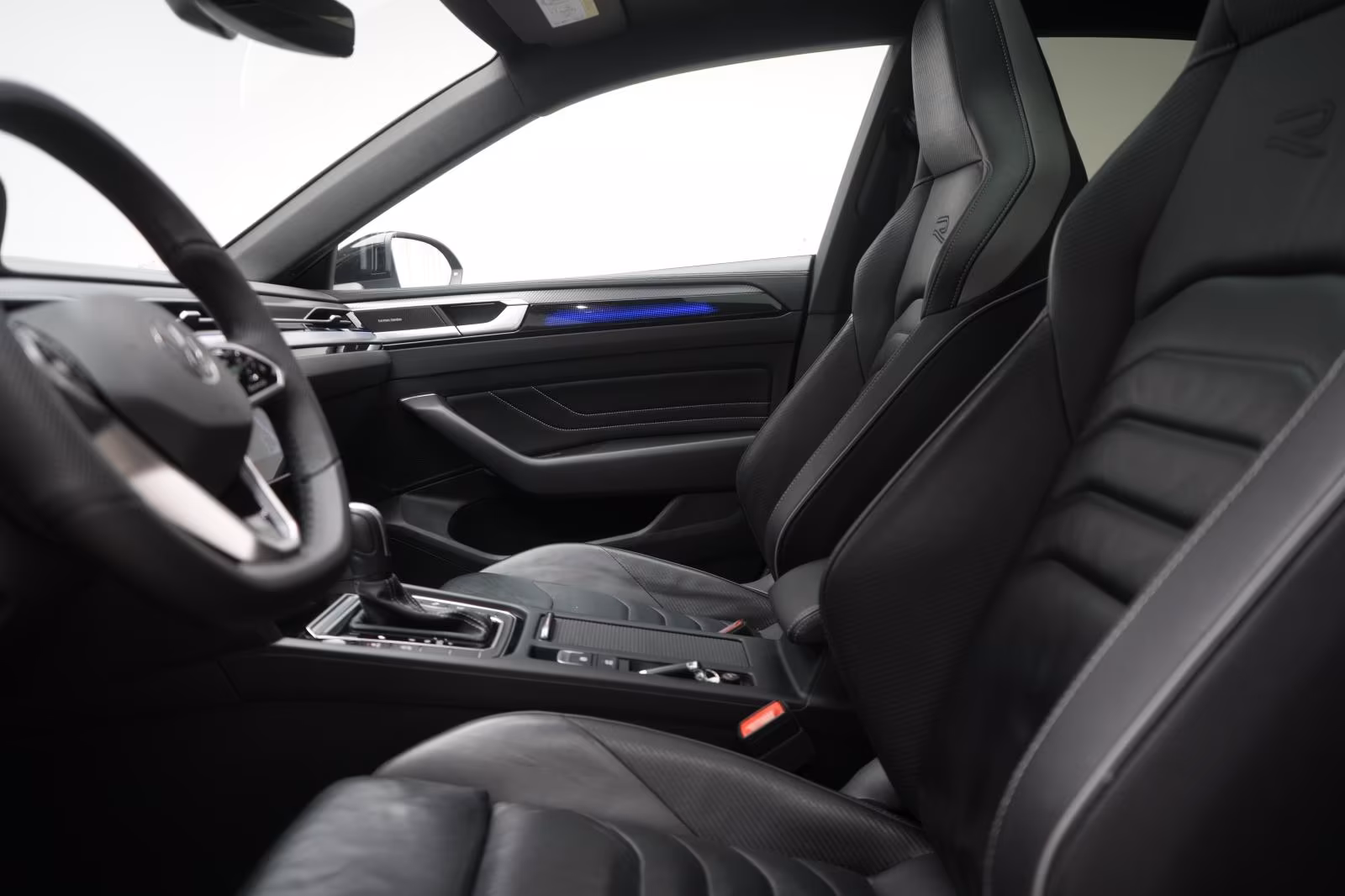 (B-546) Volkswagen Arteon 2.0 TDI 4Motion DSG R line Navi/Lede - Image 6