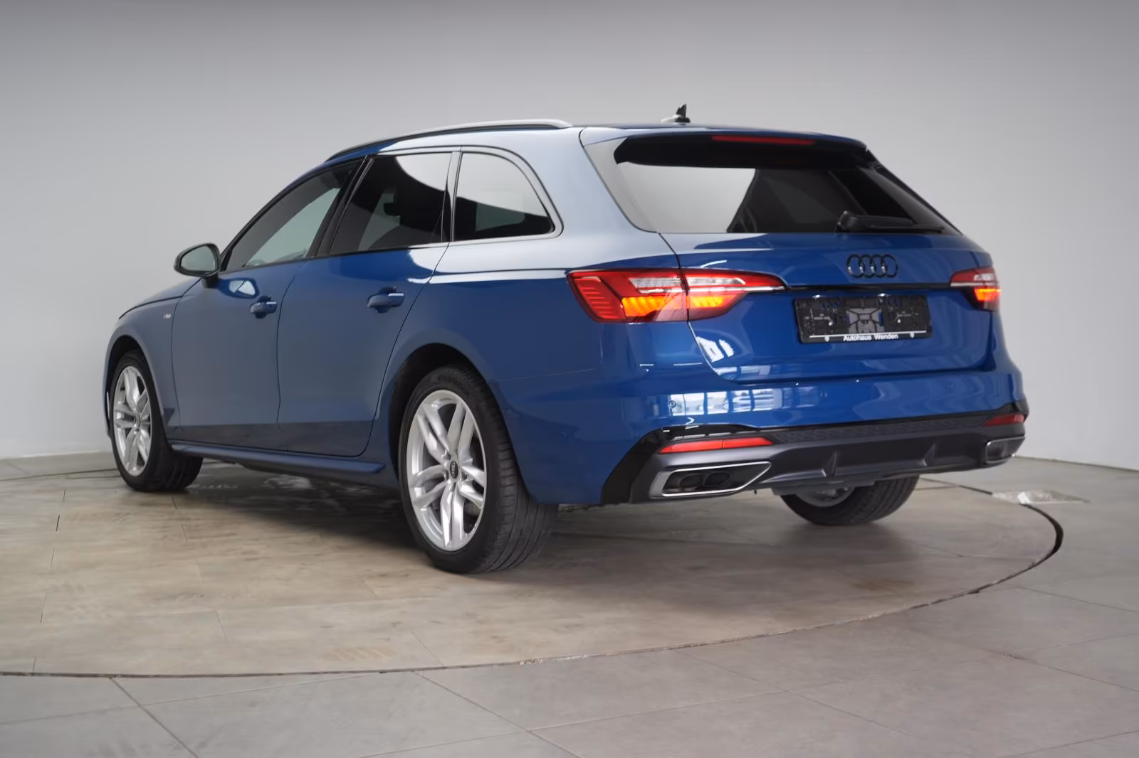 (B-081) Audi A4 40 TDI S tronic S line RS.Sitze/Navi/Temp/ - Image 4
