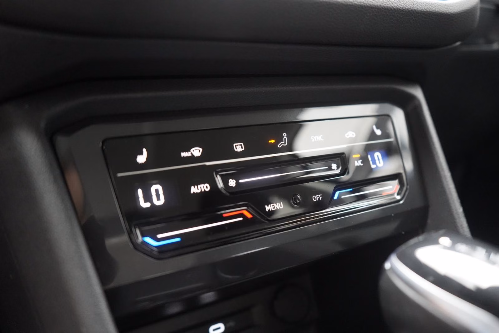 (B-380) Volkswagen Tiguan Allspace 2.0 TDI 4Motion DSG Life ACC/Kam - Image 13