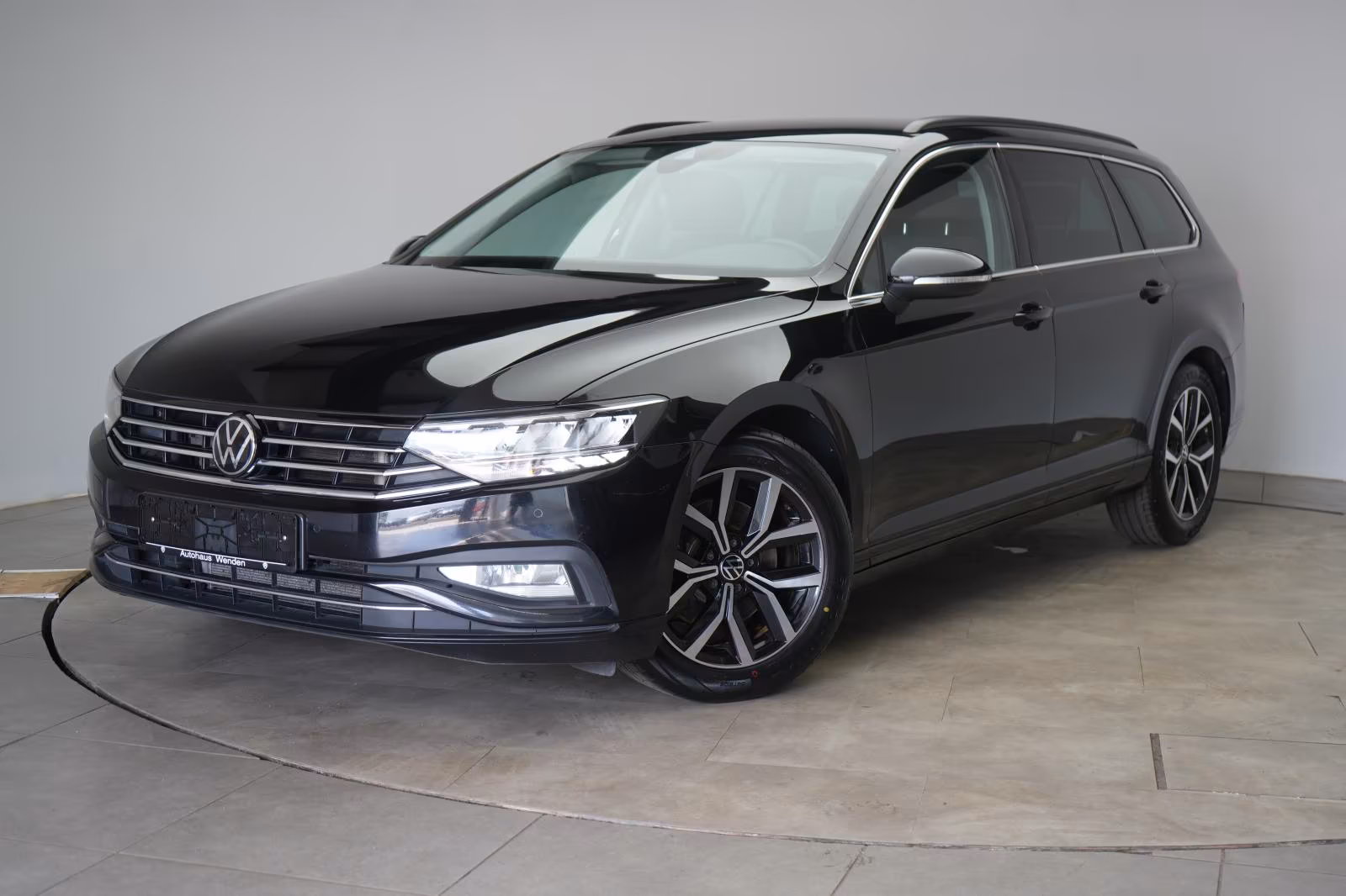 (B-042) Volkswagen Passat 2.0 TDI DSG Business ACC/Kamera/Lane/Side - Image 3