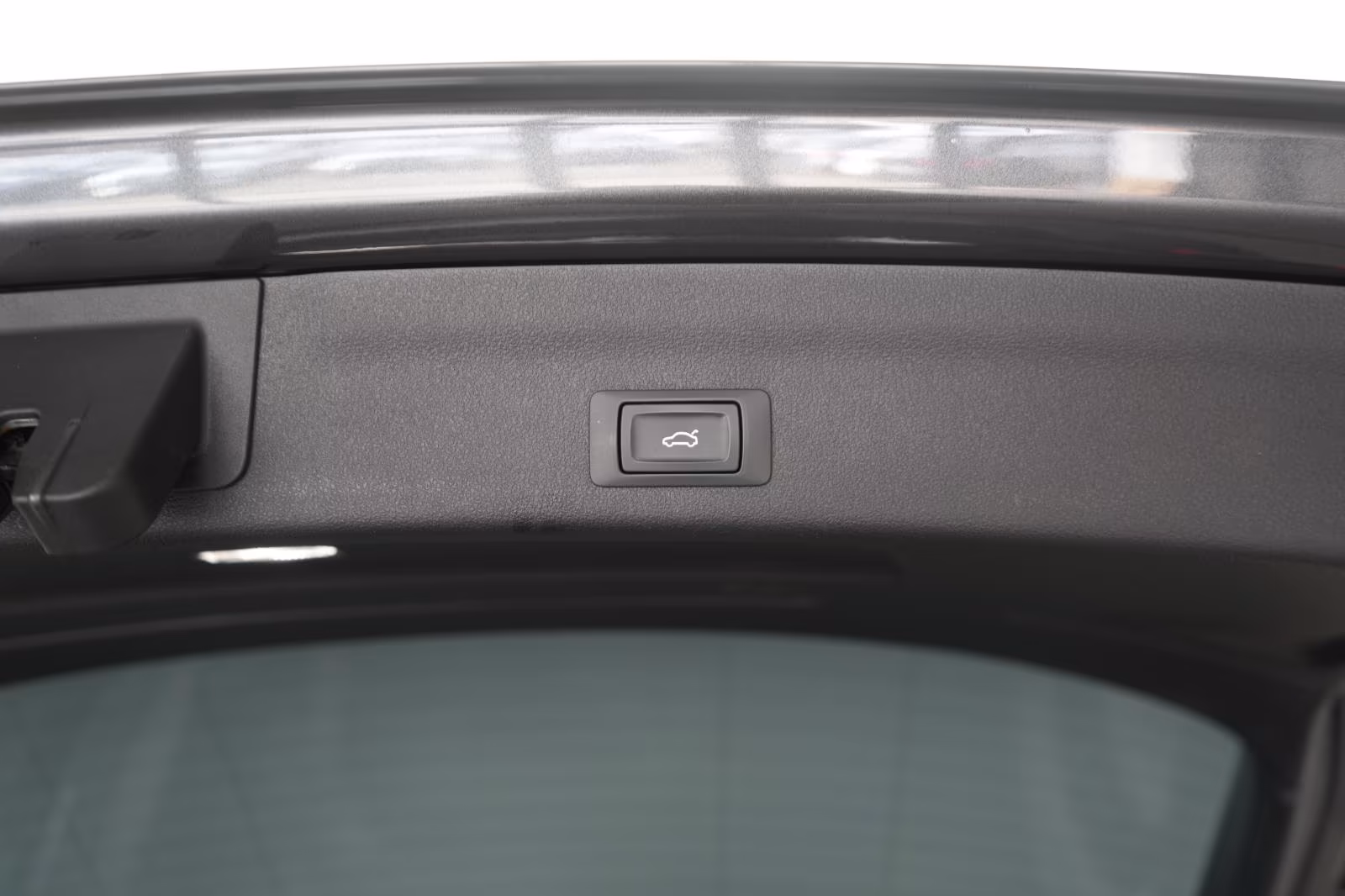 (B-704) Audi A6 40 TDI S tronic sport ACC/Kamera/Pano/Lane/AH - Image 23