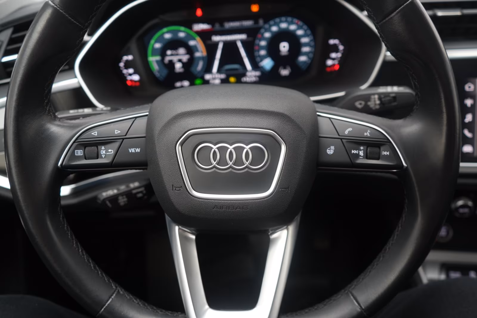 (B-683) Audi(Hybrid) Q3 45 TFSI e S tronic Proline ACC/Kamera/Virtual - Image 14