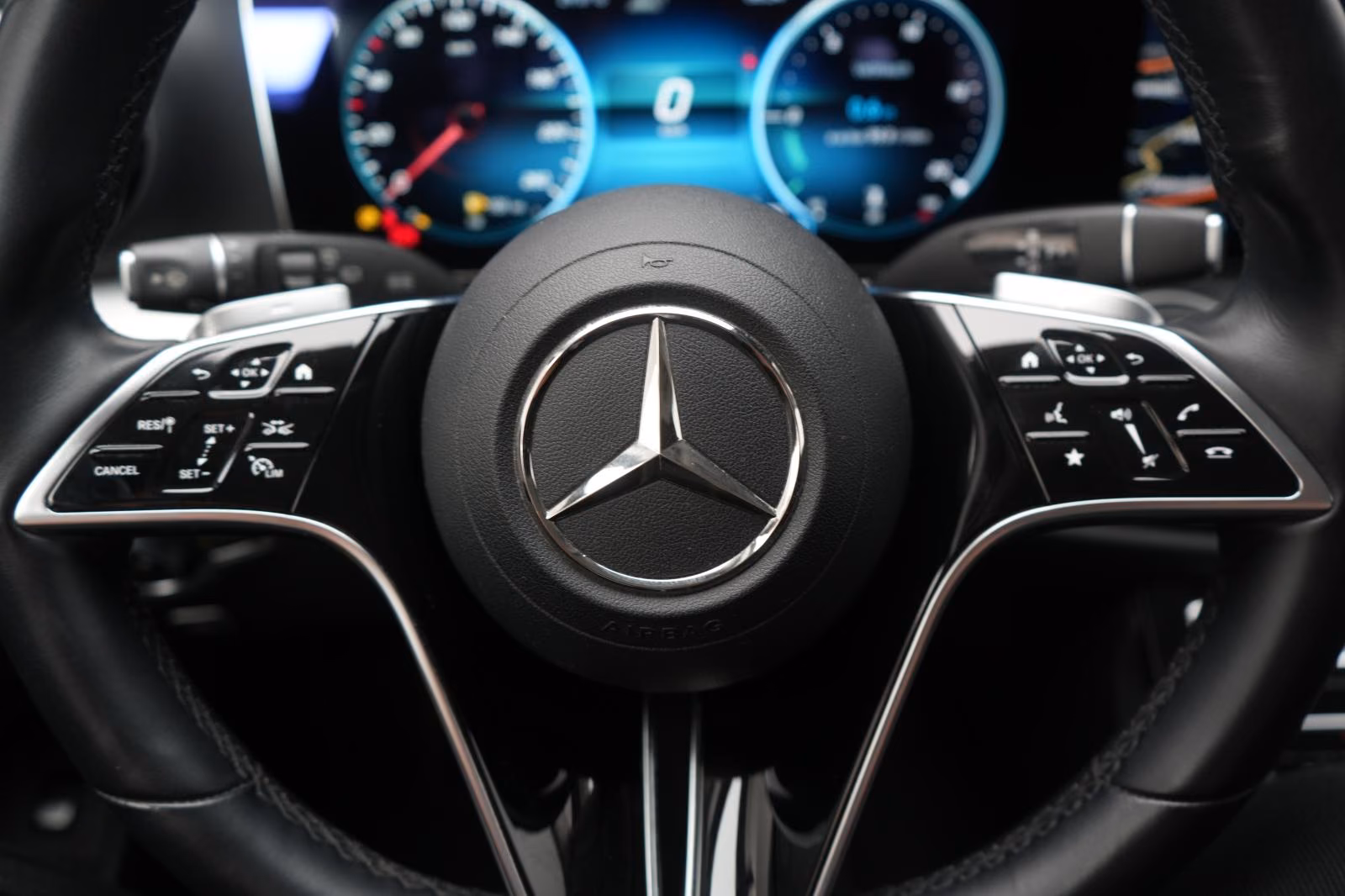 (B-250) Mercedes-Benz E 220 d 4Matic T 9G-Tronic Distronic/Kamera/Burm - Image 18