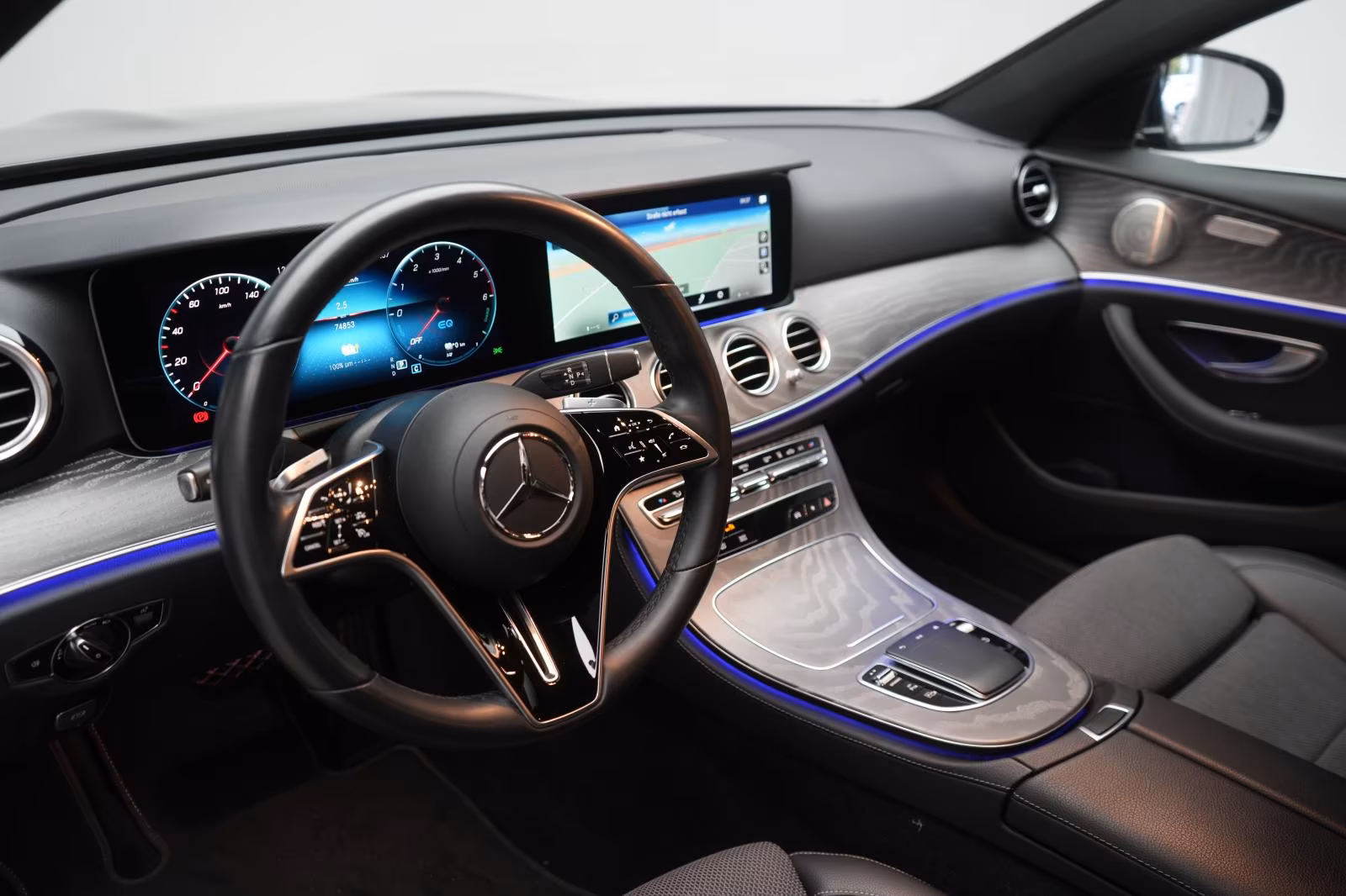 (B-567) Mercedes-Benz(Hybrid) E 300 de 9G-Tronic Avantgarde - Image 8