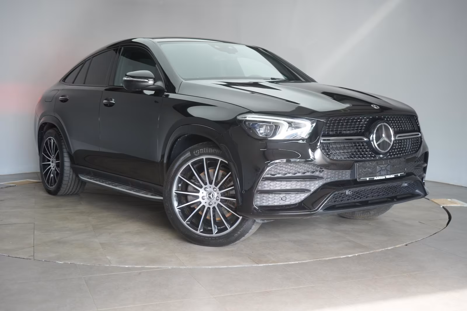(B-741) Mercedes-Benz(Hybrid) GLE 350 de 4Matic 9G-Tronic AMG Leder/Distroni - Image 1