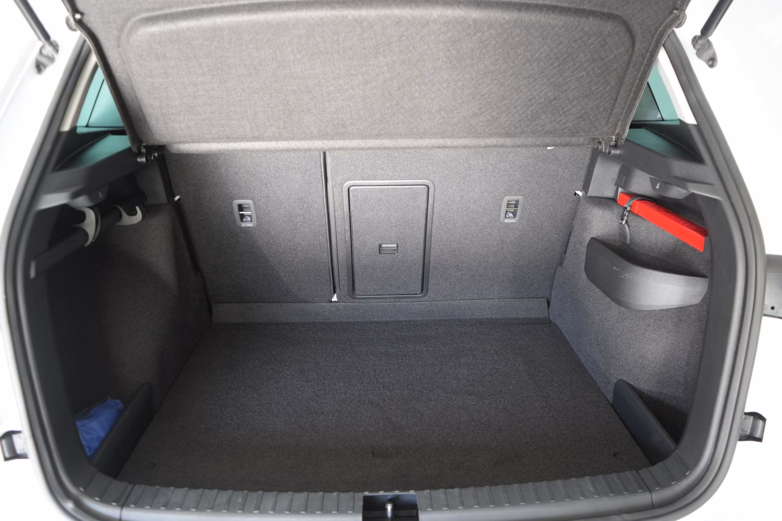 (B-754) Skoda Karoq 2.0 TDI 4x4 DSG Style ACC/Matrix/AHK/Kamer - Image 23