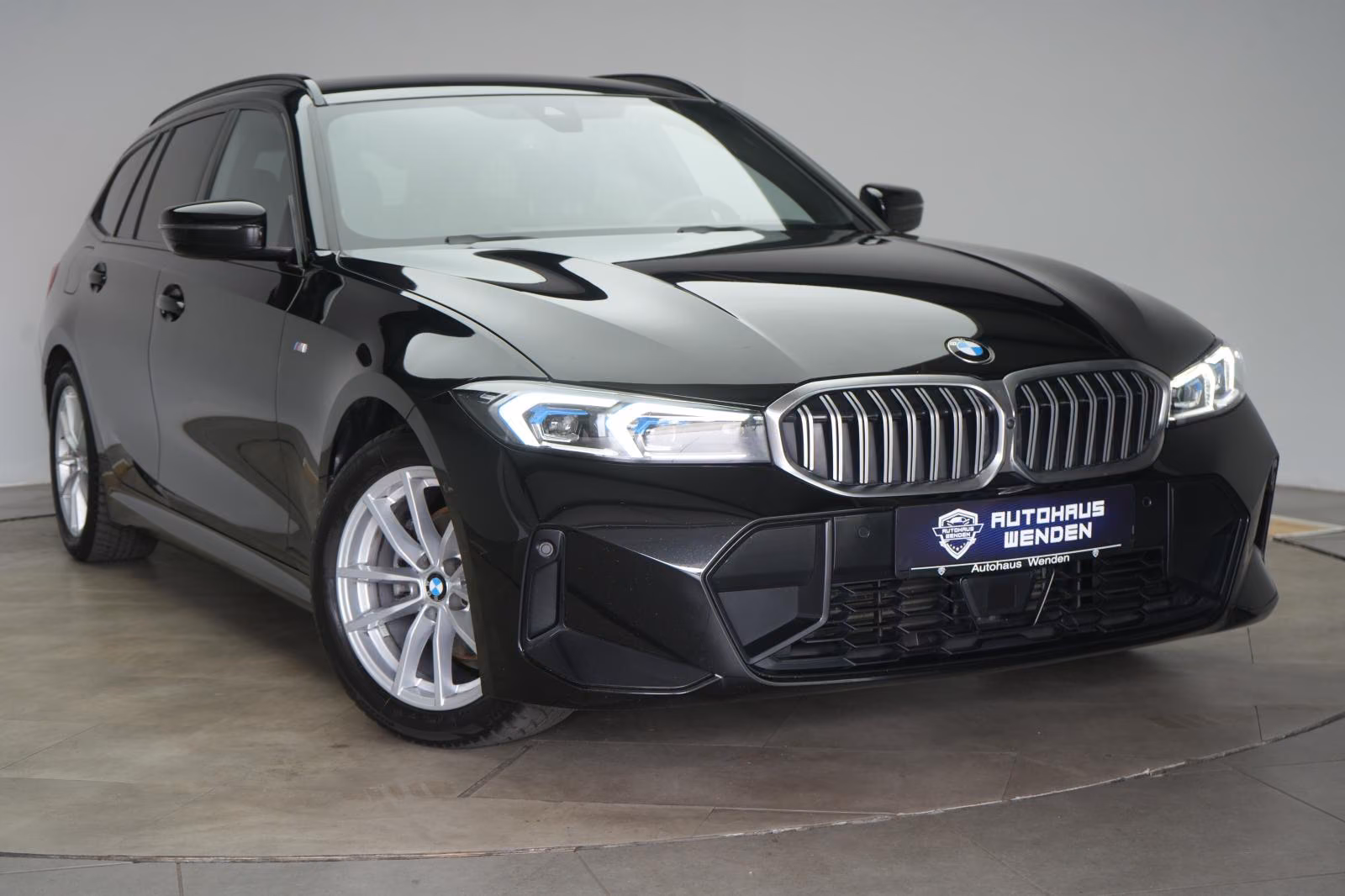 (B-062) BMW 320 d Touring M-Sport ACC/HUD/Kamera/Wide/CarPla - Image 1