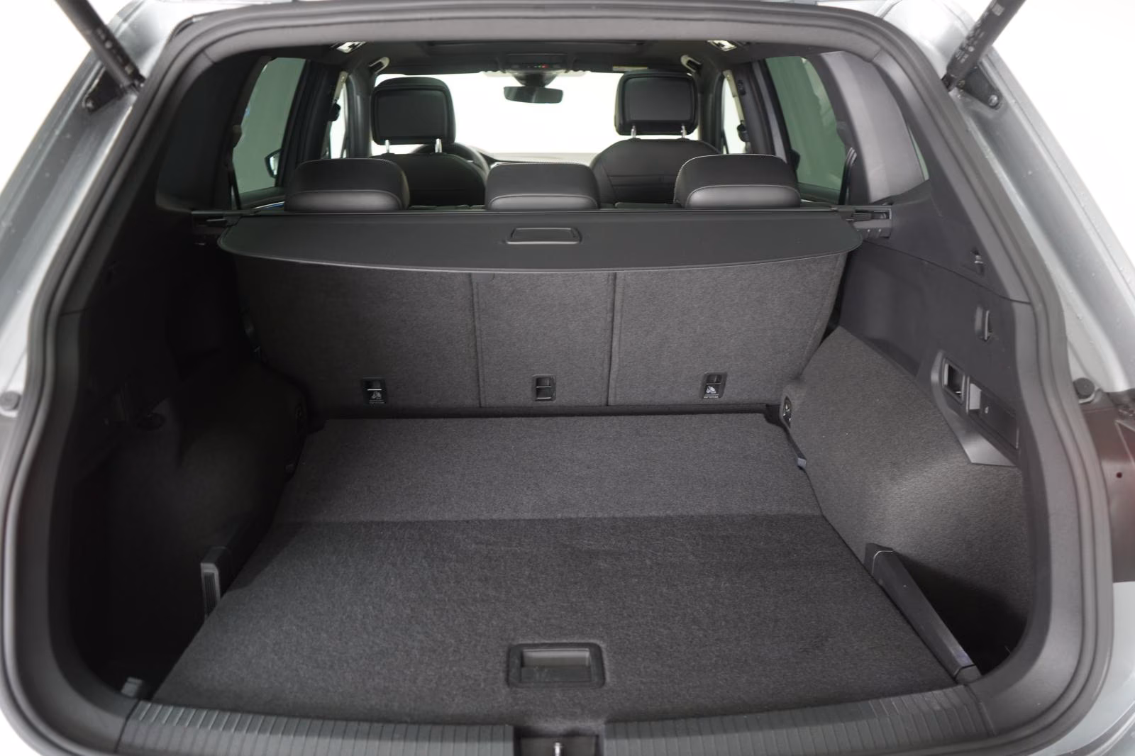 (B-160) Volkswagen Tiguan Allspace 2.0 TDI 4Motion R-Line Leder/ACC - Image 32