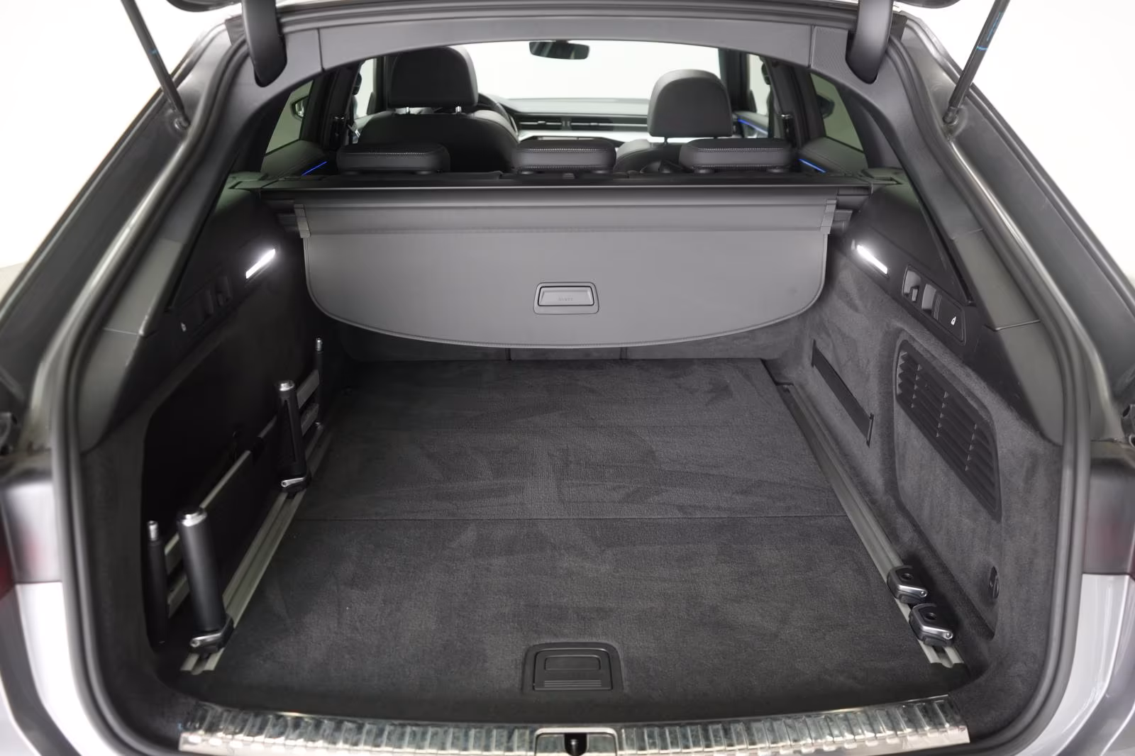 (B-369) Audi A6 40 TDI quattro S tronic S line ACC/Kamera/Pan - Image 25