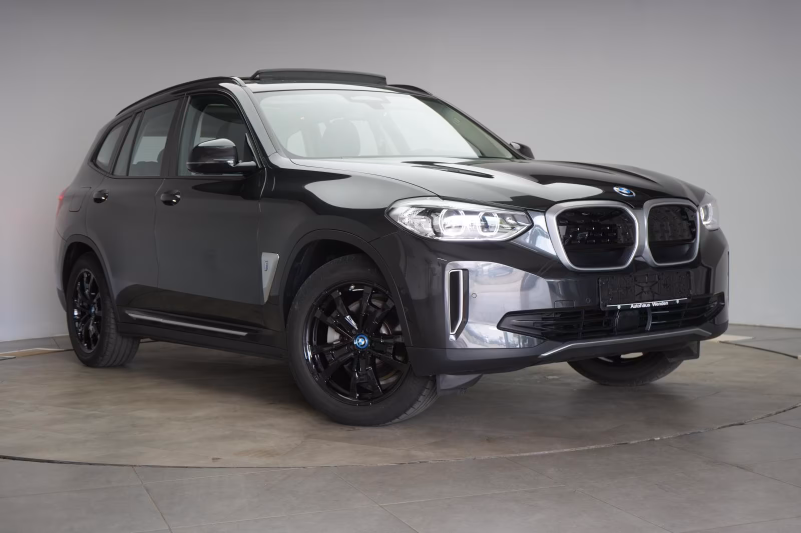 (B-434) BMW iX3 Inspiring Leder/ACC/Kamera/Pano/Virtual/Lane - Image 1