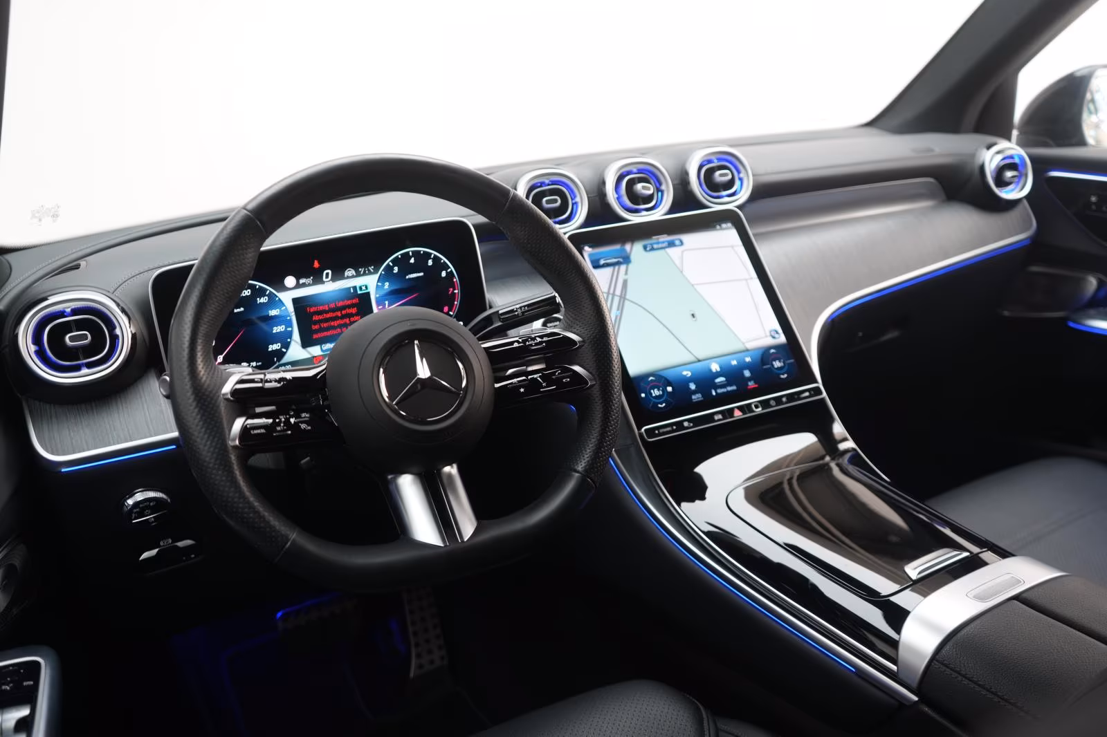 (B-021) Mercedes-Benz GLC 300 4Matic 9G-Tronic AMG Line Advanced  - Image 7